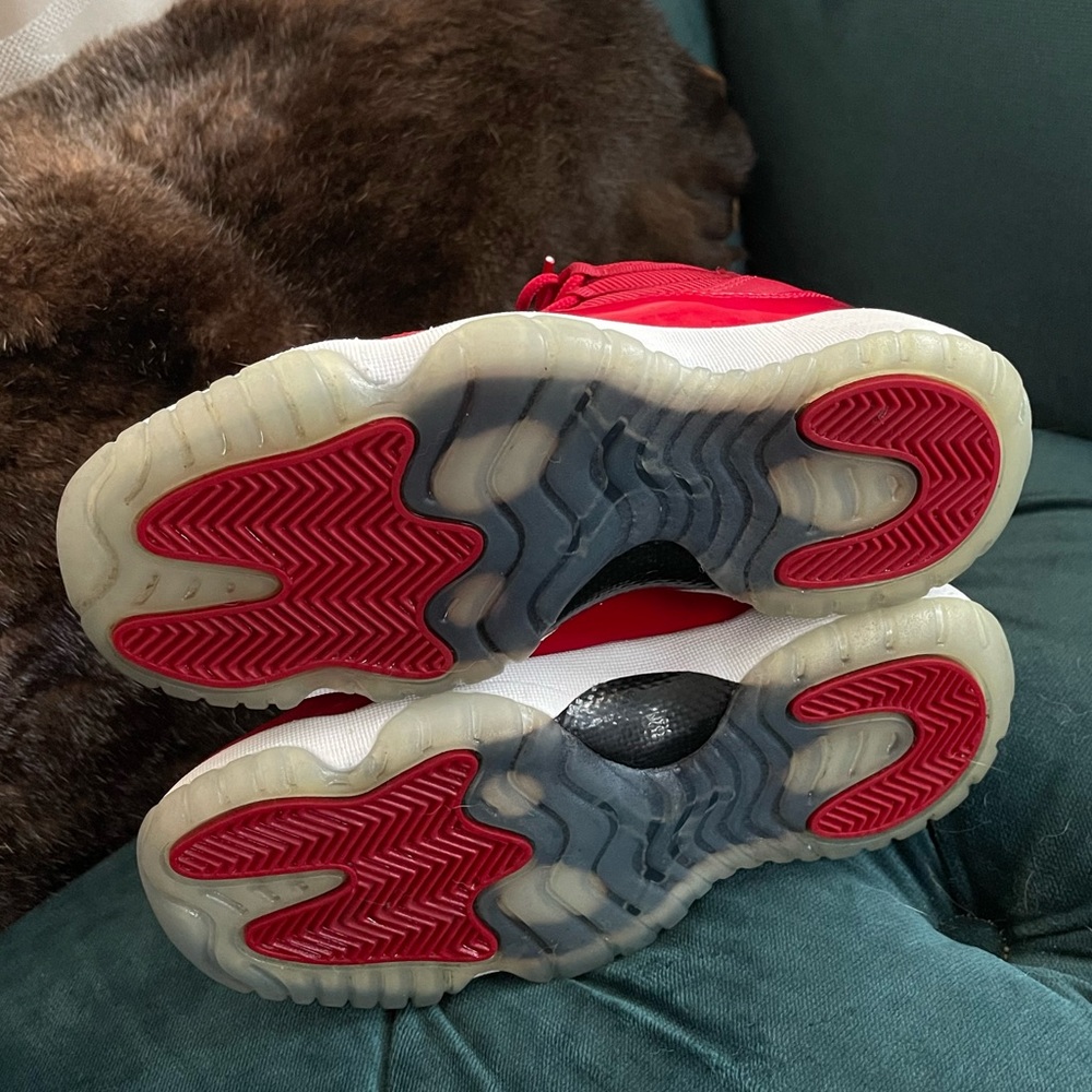 Air Jordan 11 Retro ‘Win Like 96’ - Picture 4 of 5